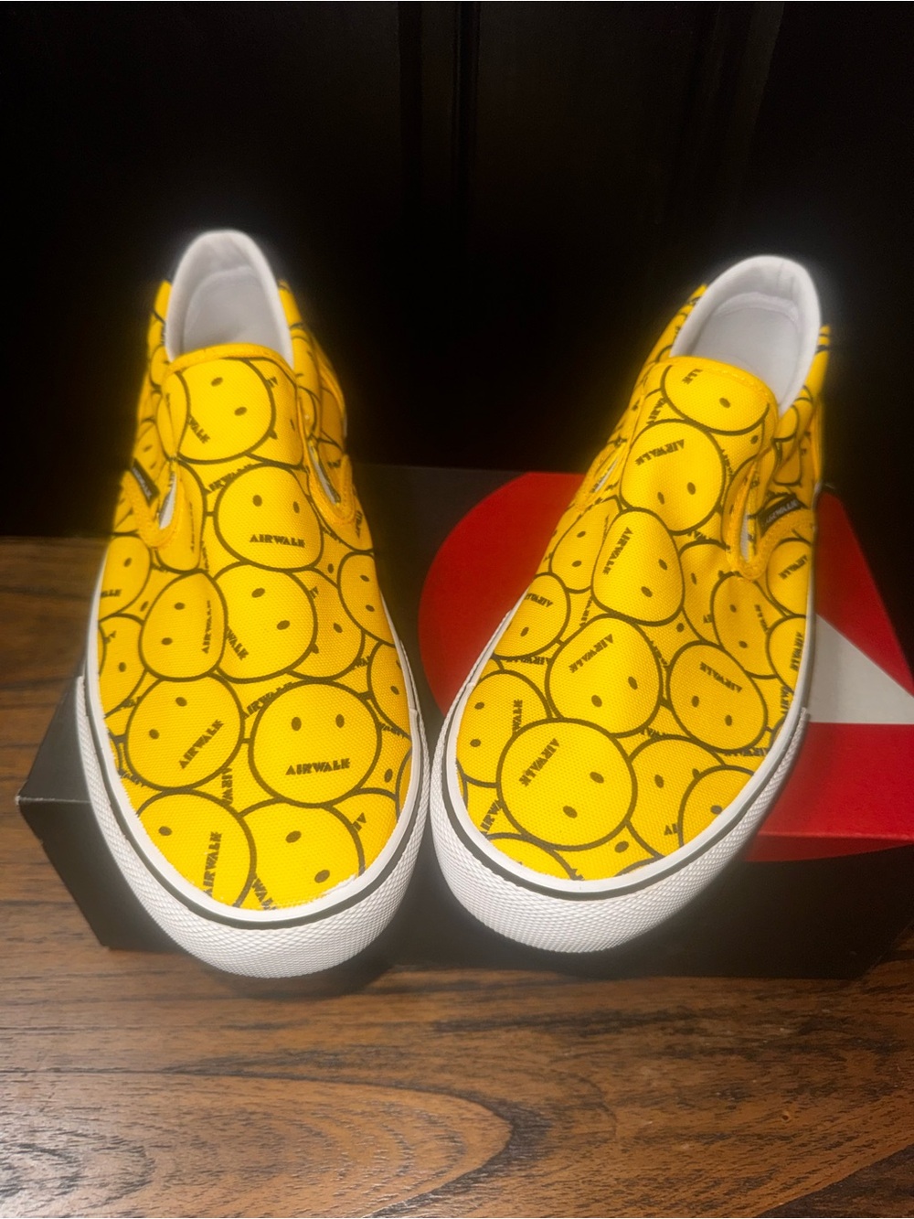Airwalk Womens Yellow Slip-On Smiley Face Sneakers